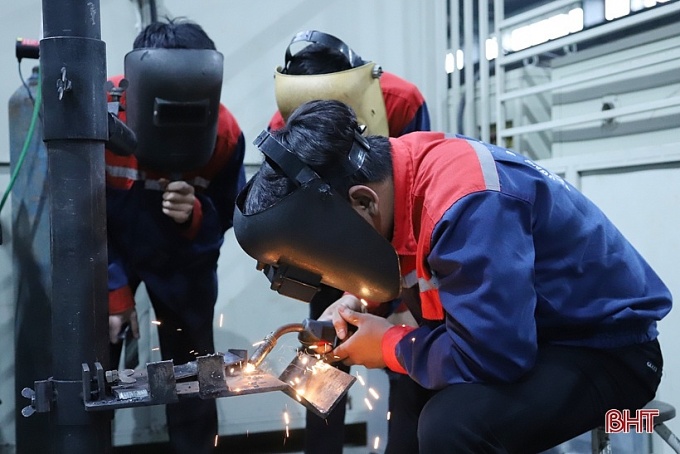 Việc làm và kỹ năng trong lịch sử loài người Việc làm và kỹ năng trong lịch sử loài người