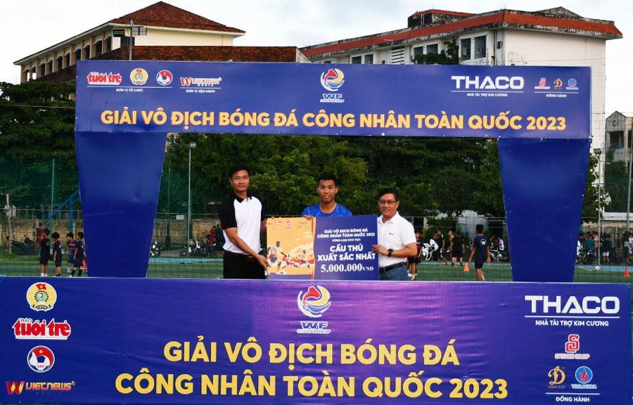 Đội Tổng công ty cấp nước Sài Gòn vô địch Giải bóng đá công nhân khu vực Bình Định