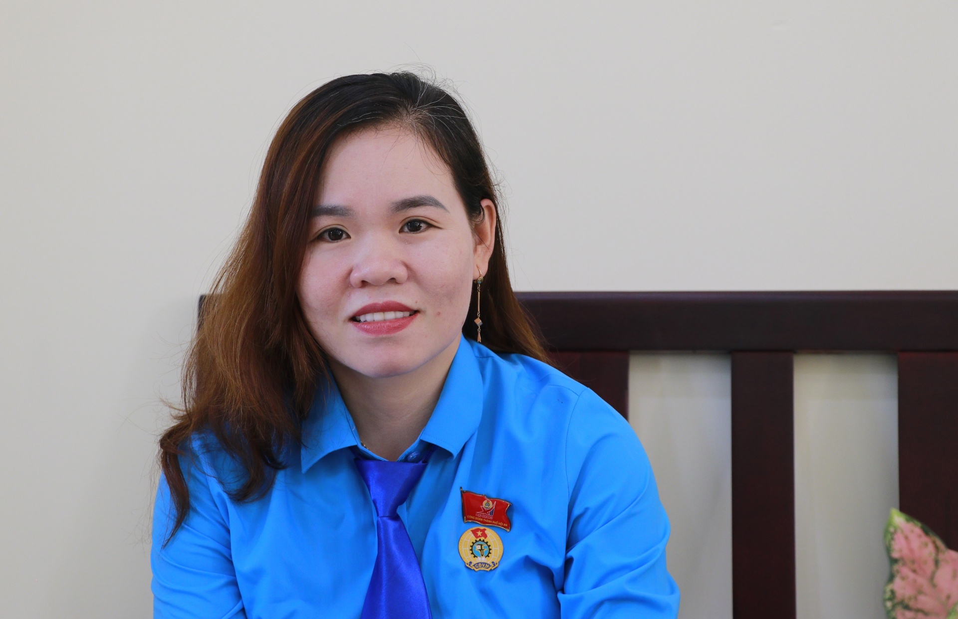 “Màu áo xanh công đoàn là sợi dây níu kéo tôi ở lại”