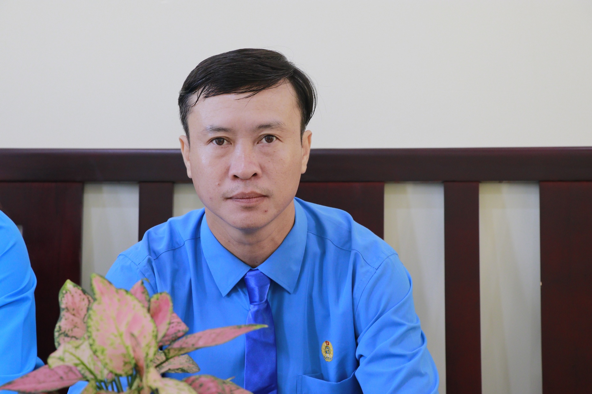 “Màu áo xanh công đoàn là sợi dây níu kéo tôi ở lại”