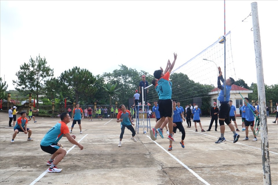 Nhiệm kỳ 2018-2023 Công đoàn các tỉnh Tây Nguyên kết nạp gần 50 ngàn đoàn viên Nhiệm kỳ 2018-2023 Công đoàn các tỉnh Tây Nguyên kết nạp gần 50 ngàn đoàn viên