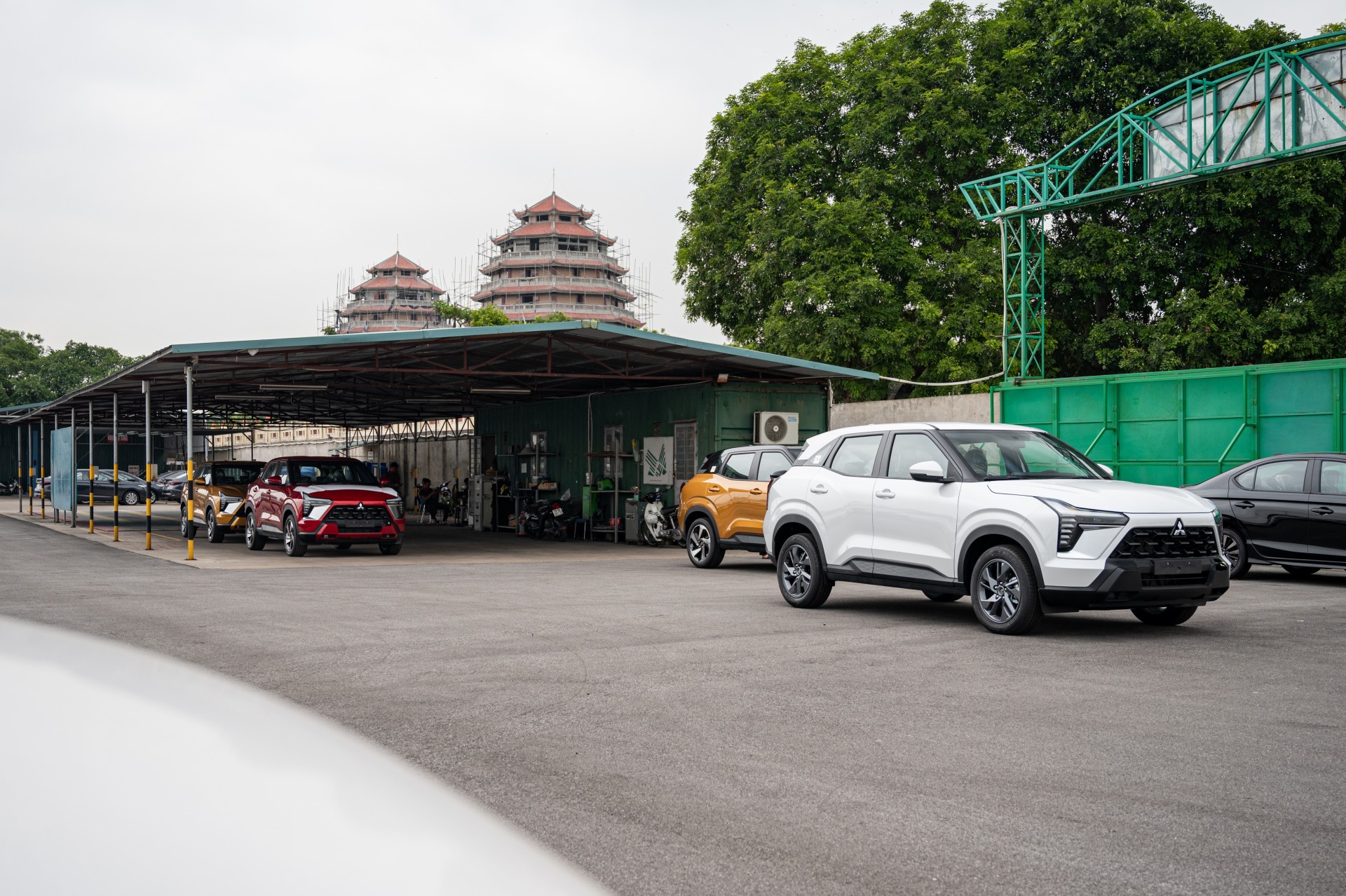 Lô xe Mitsubishi Xforce về đến Việt Nam, ngày ra mắt không còn xa