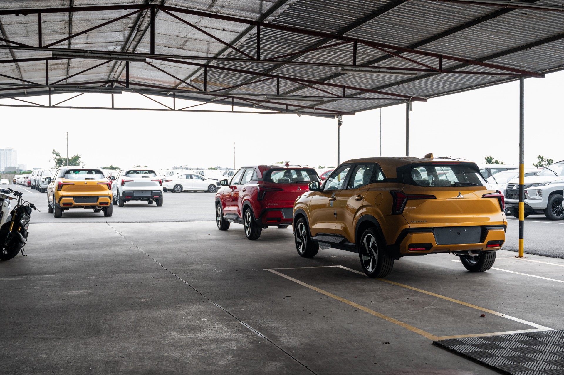 Lô xe Mitsubishi Xforce về đến Việt Nam, ngày ra mắt không còn xa