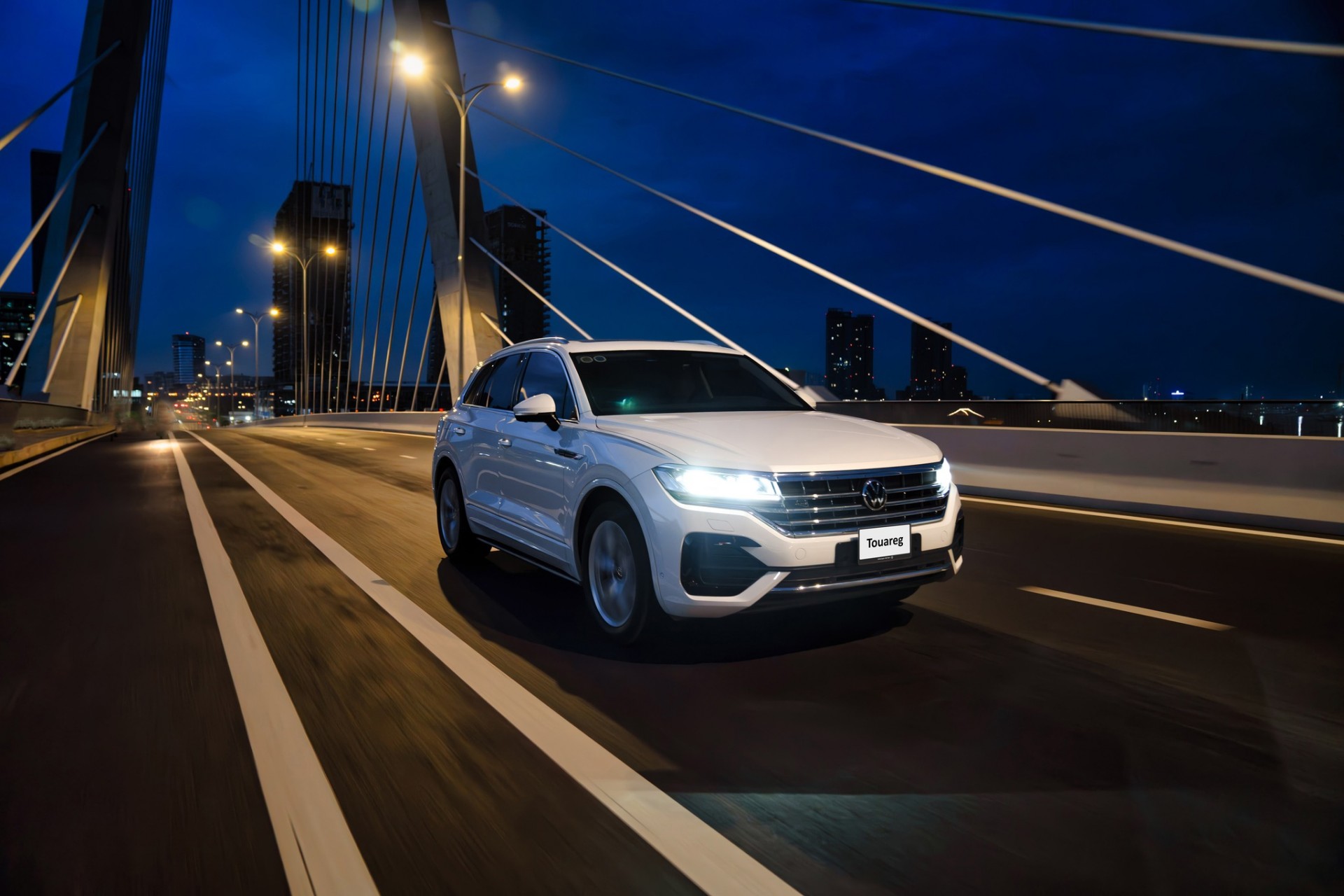 Volkswagen giảm giá hàng loạt xe, cao nhất lên tới 400 triệu đồng Volkswagen giảm giá hàng loạt xe, cao nhất lên tới 400 triệu đồng