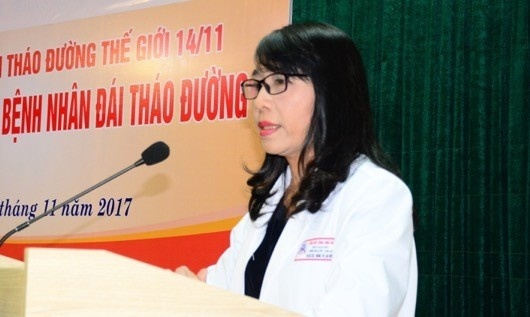 Nữ bác sỹ xứng đáng với những chữ vàng… Nữ bác sỹ xứng đáng với những chữ vàng…