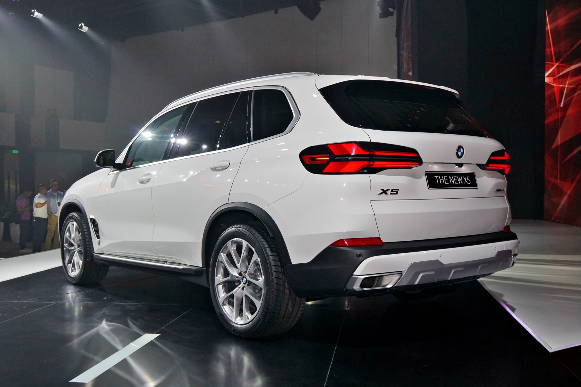 BMW X5 LCI 2023 trình làng tại Việt Nam với giá từ 3,9 tỷ đồng