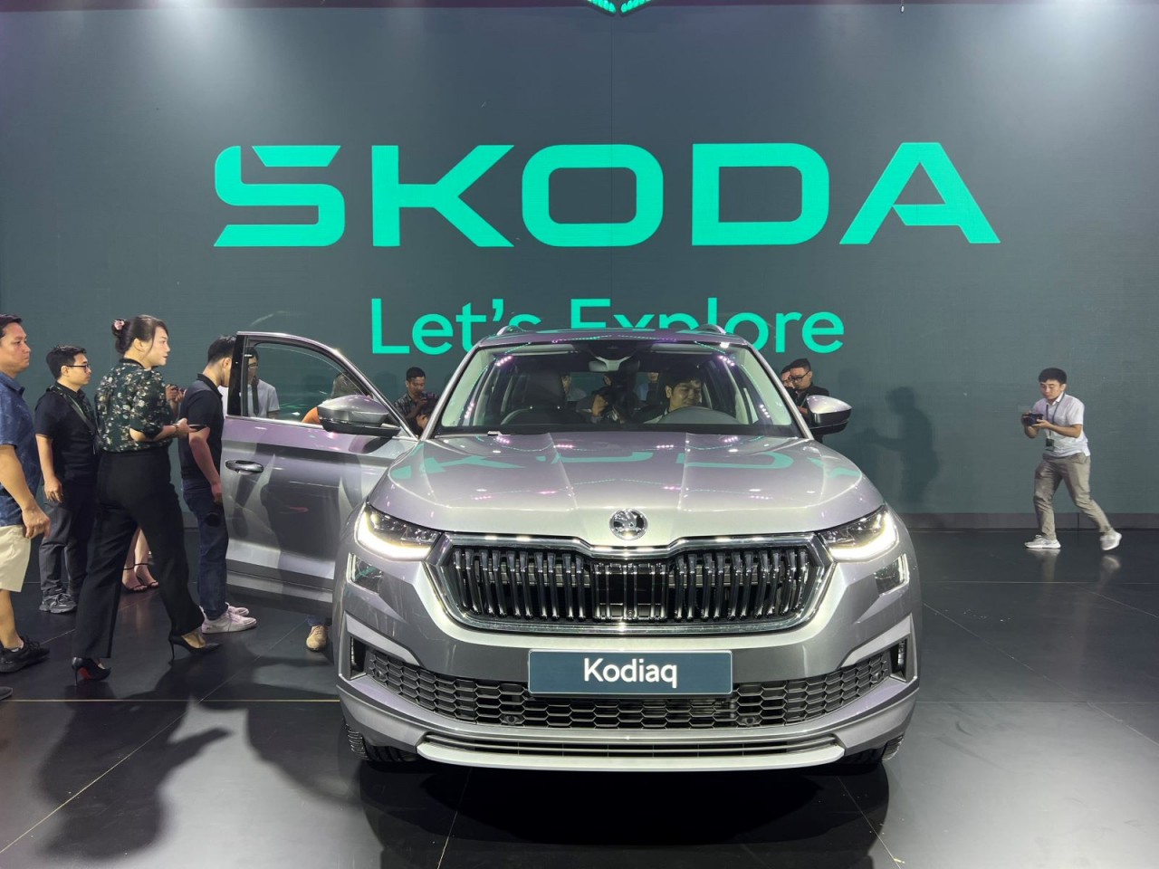 Skoda Kodiaq 2024 mới ra mắt tại Việt Nam, giá lăn bánh từ 1,3 đến 1,6 tỷ đồng Skoda Kodiaq 2024 mới ra mắt tại Việt Nam, giá lăn bánh từ 1,3 đến 1,6 tỷ đồng