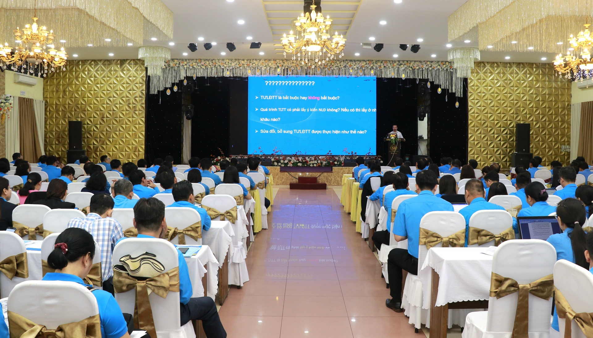 Gần 500 cán bộ công đoàn được bồi dưỡng nghiệp vụ Gần 500 cán bộ công đoàn được bồi dưỡng nghiệp vụ