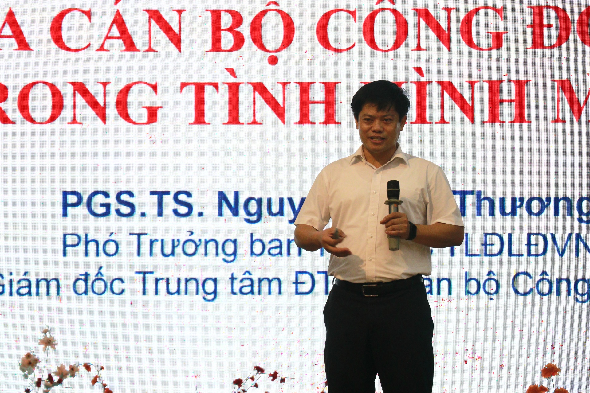 Gần 500 cán bộ công đoàn được bồi dưỡng nghiệp vụ Gần 500 cán bộ công đoàn được bồi dưỡng nghiệp vụ