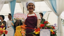 Yêu nghề hơn nhờ bài văn của con gái