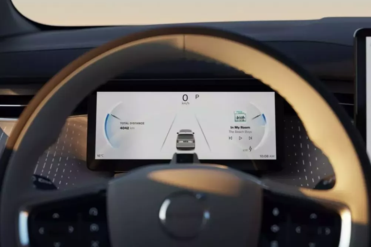 Cận cảnh volvo em90 mẫu mpv điện đầu tiên của hãng xe thụy Điển