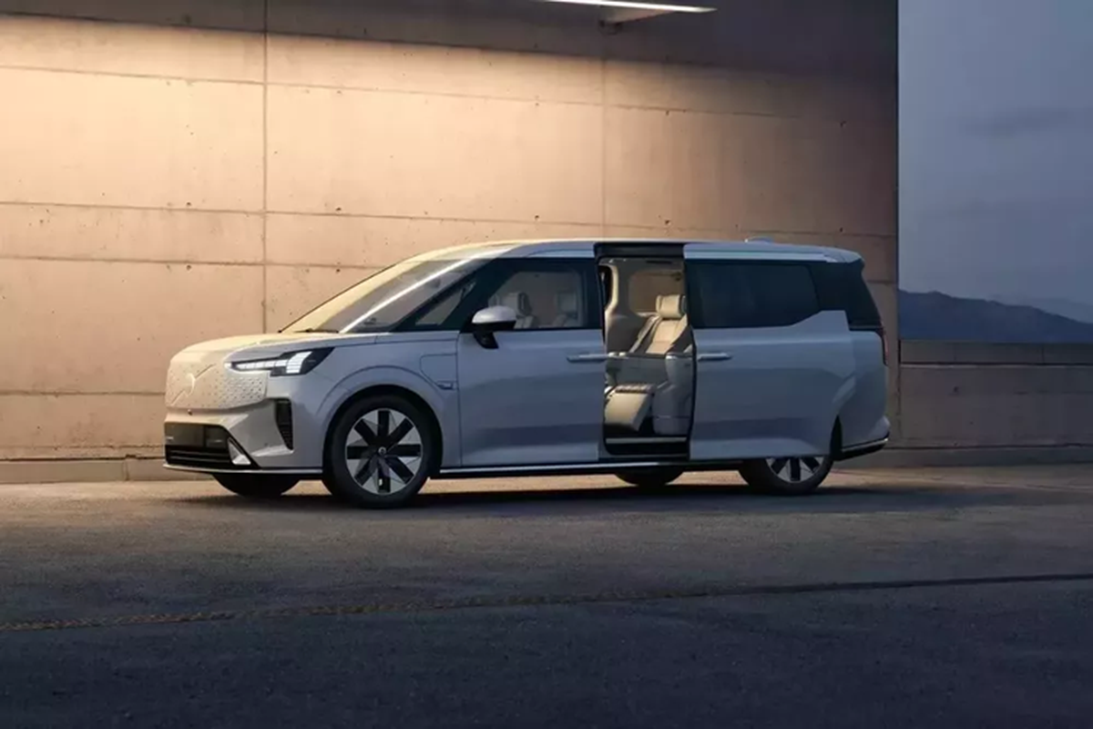 Cận cảnh volvo em90 - mẫu mpv điện đầu tiên của hãng xe thụy Điển