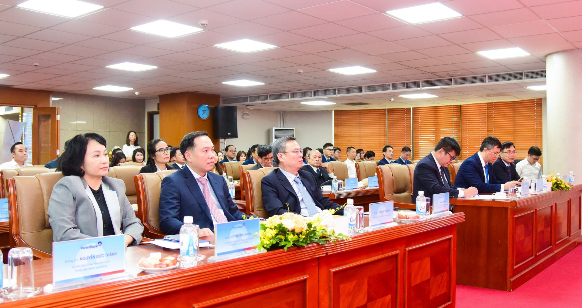 Vinh danh tác phẩm hưởng ứng giải Búa liềm vàng