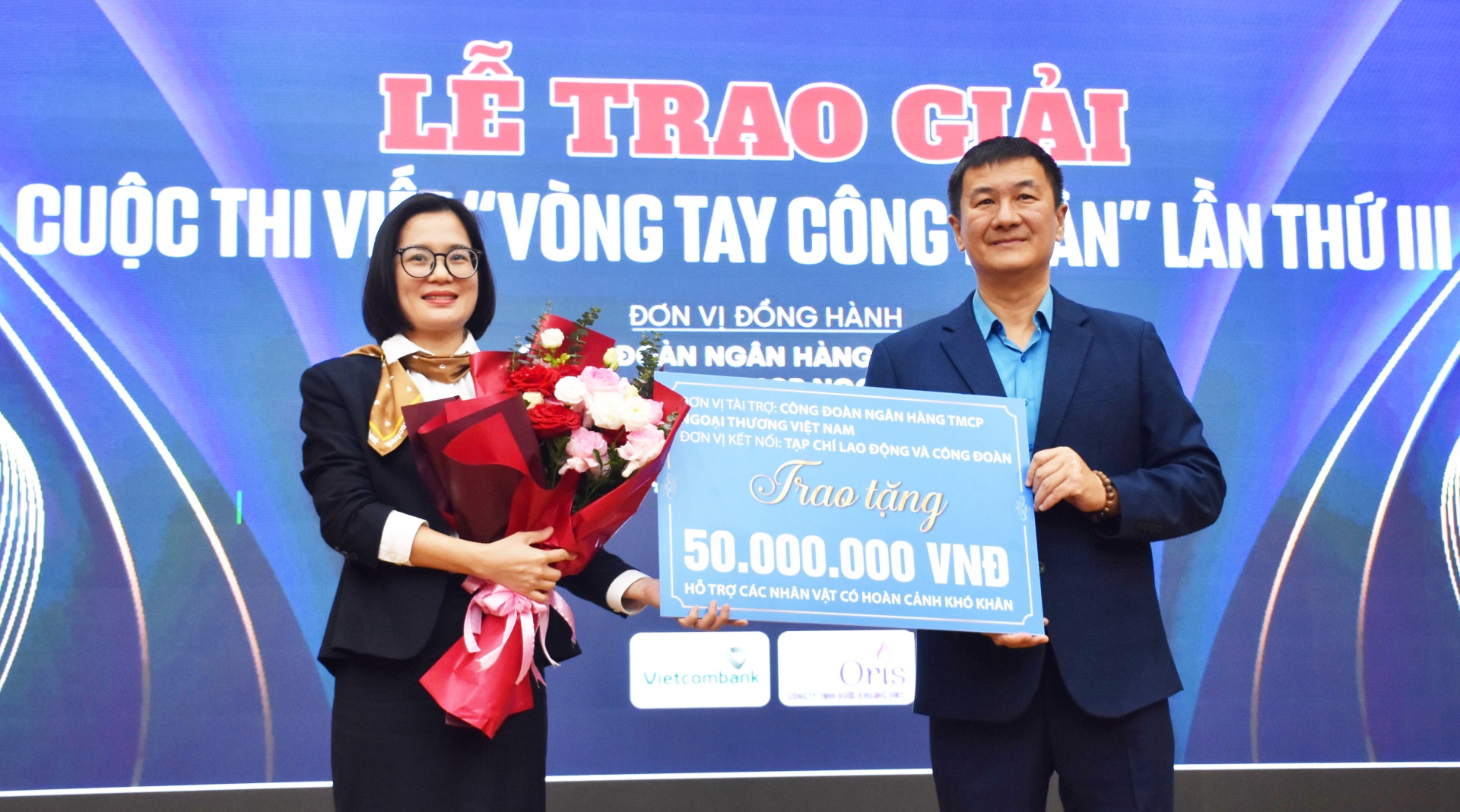 Toàn cảnh lễ kỷ niệm 94 năm Tạp chí Lao động và Công đoàn xuất bản số đầu Toàn cảnh lễ kỷ niệm 94 năm Tạp chí Lao động và Công đoàn xuất bản số đầu