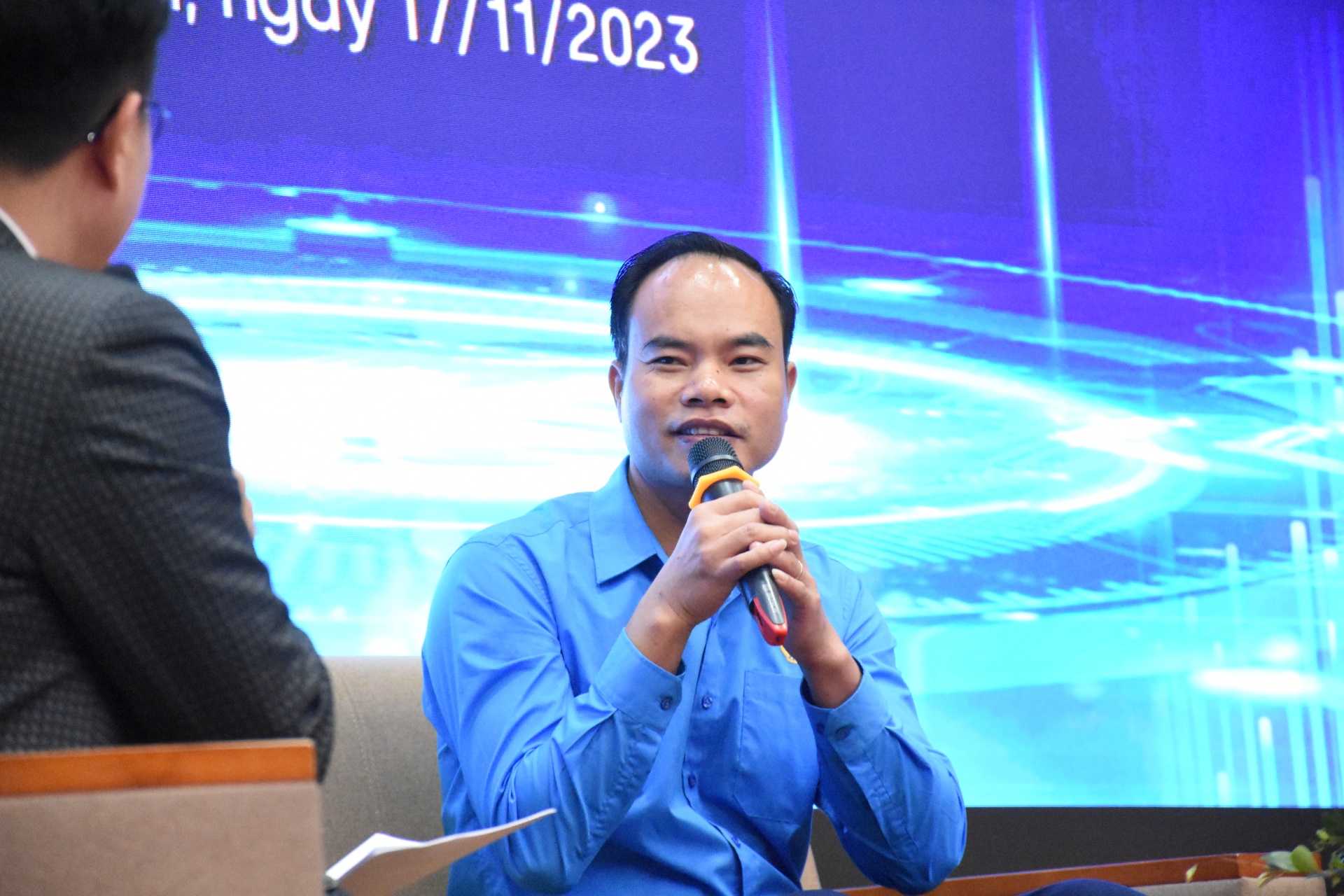 Toàn cảnh lễ kỷ niệm 94 năm Tạp chí Lao động và Công đoàn xuất bản số đầu Toàn cảnh lễ kỷ niệm 94 năm Tạp chí Lao động và Công đoàn xuất bản số đầu