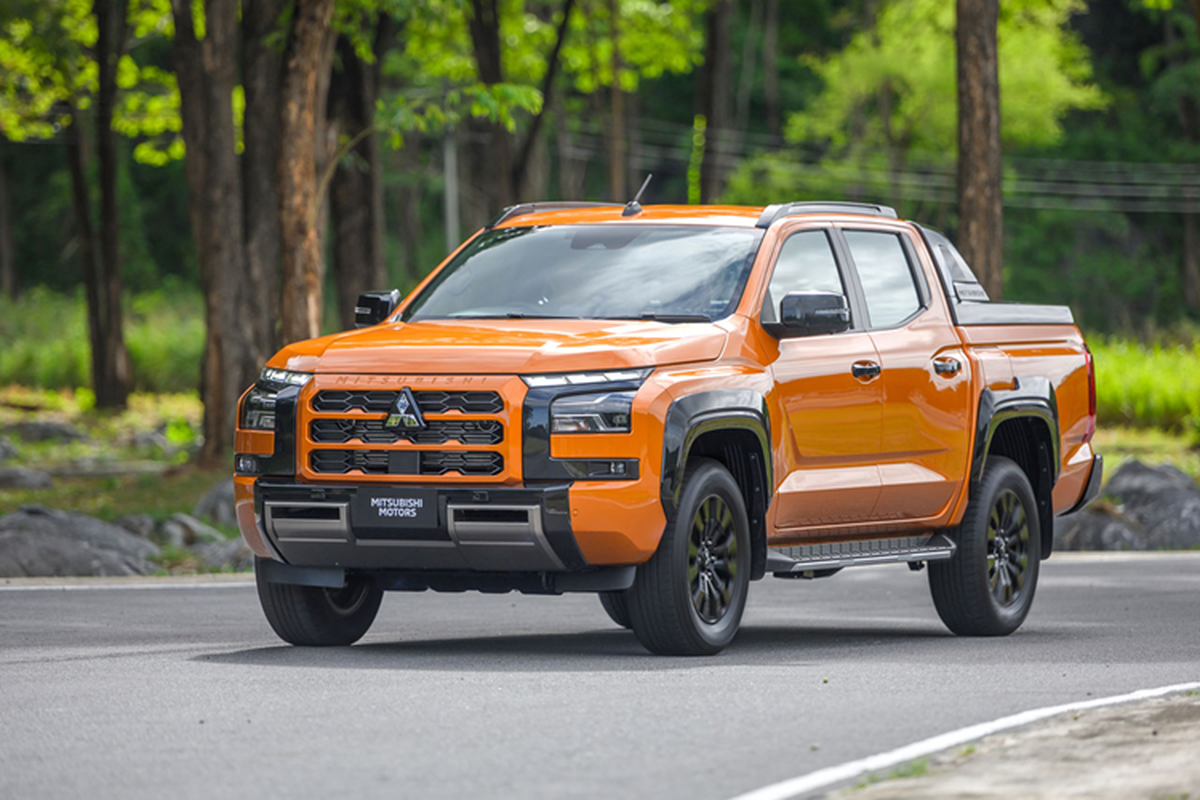 Mitsubishi Triton Athlete 2024 có giá quy đổi chỉ 765 triệu đồng