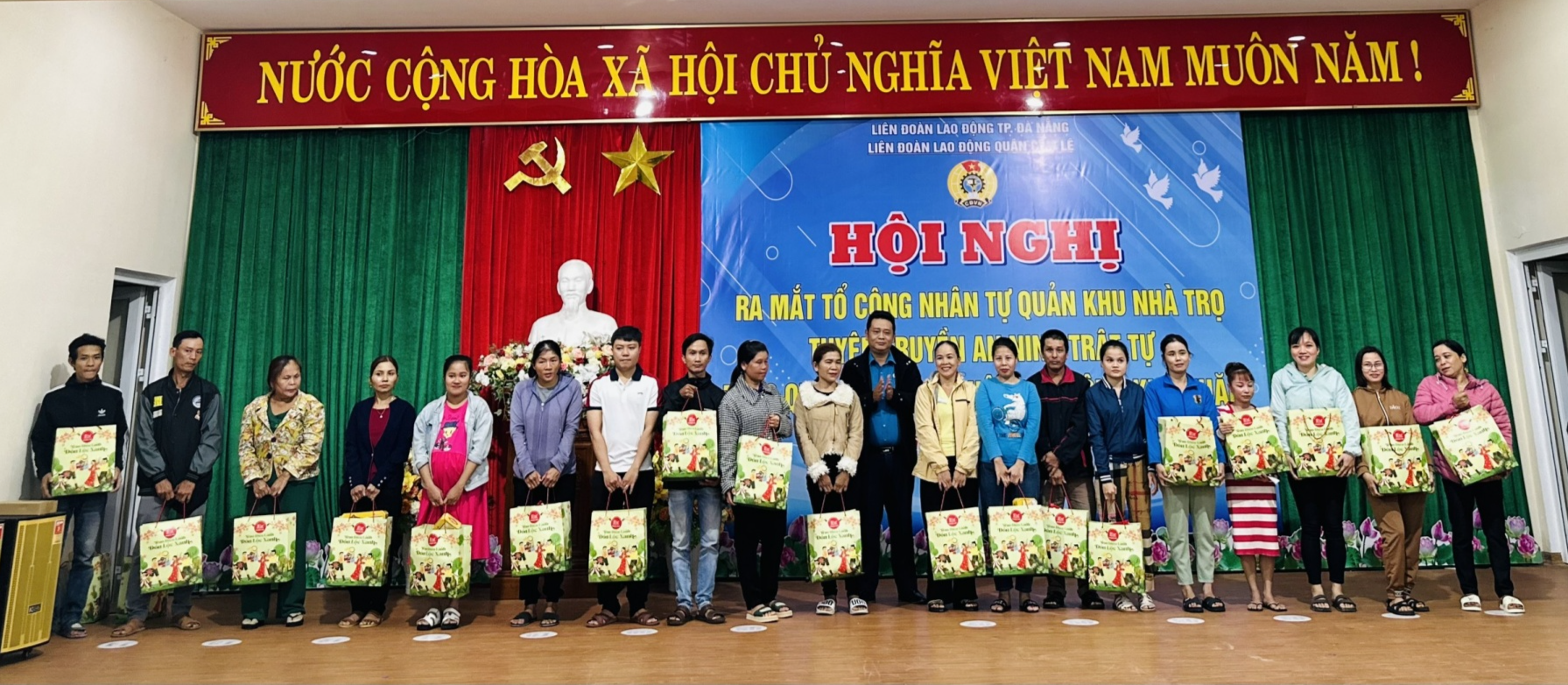 Đà Nẵng: Tổ công nhân tự quản góp phần phòng, chống tệ nạn Đà Nẵng: Tổ công nhân tự quản góp phần phòng, chống tệ nạn