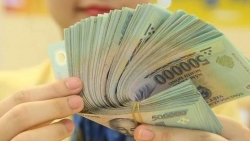 Lãnh đạo Điện lực 3 nhận lương cao nhất hơn 337 triệu đồng trong 6 tháng