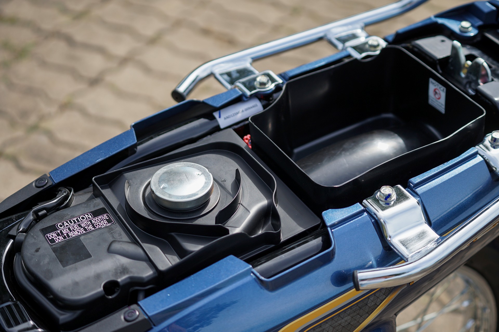 Honda Dream 2024 về Việt Nam hét giá 126 triệu đồng có gì nổi bật?