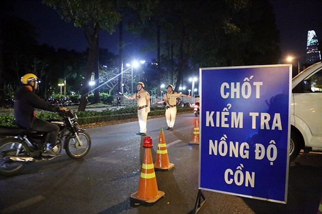 Vi phạm nồng độ cồn khi điều khiển xe máy bị công an giao thông xử lý như thế nào?