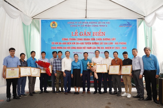 Công trình chào mừng đại hội công đoàn tăng thu nhập 2 triệu đồng/NLĐ/tháng Công trình chào mừng đại hội công đoàn tăng thu nhập 2 triệu đồng/NLĐ/tháng