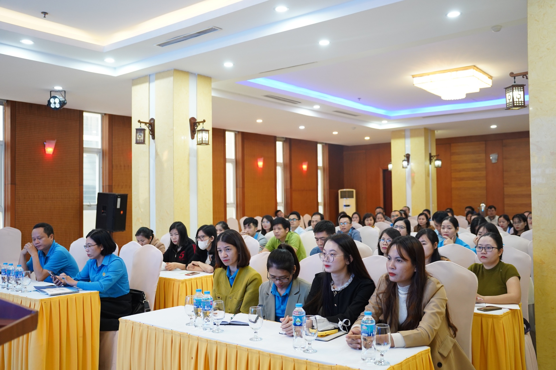 Công đoàn KKT Đông Nam Nghệ An tập huấn tài chính cho gần 100 đoàn viên công đoàn Công đoàn KKT Đông Nam Nghệ An tập huấn tài chính cho gần 100 đoàn viên công đoàn