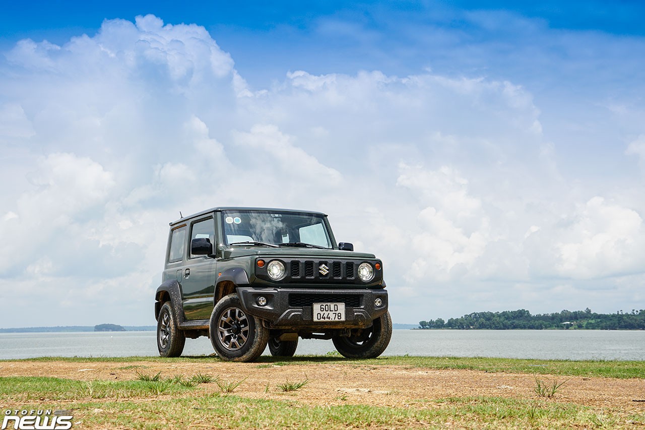 Suzuki Jimny mẫu xe dành cho 'dân chơi'