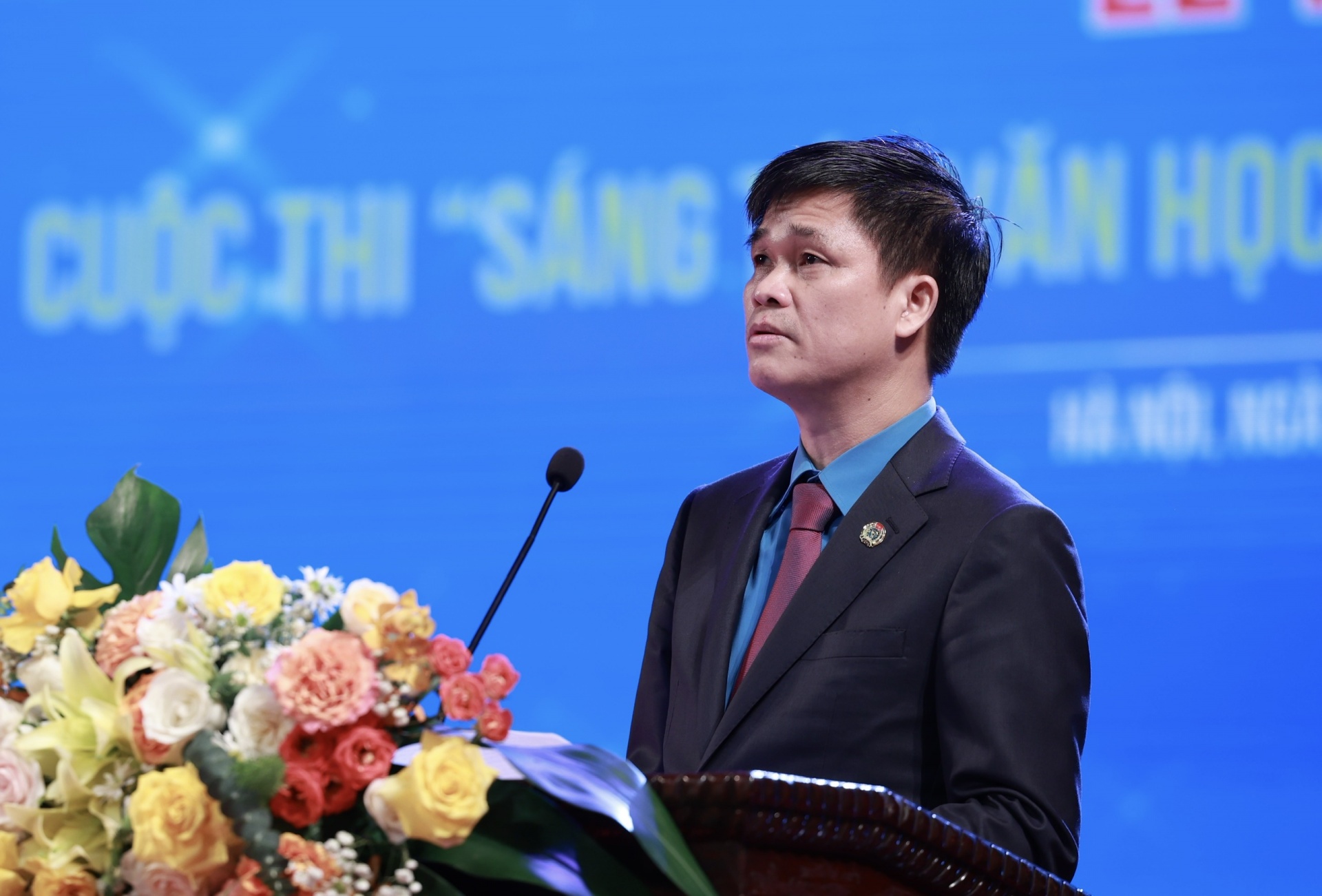 "Nhiều công nhân lao động chật vật lo toan nhưng vẫn giữ được những điều tốt đẹp"