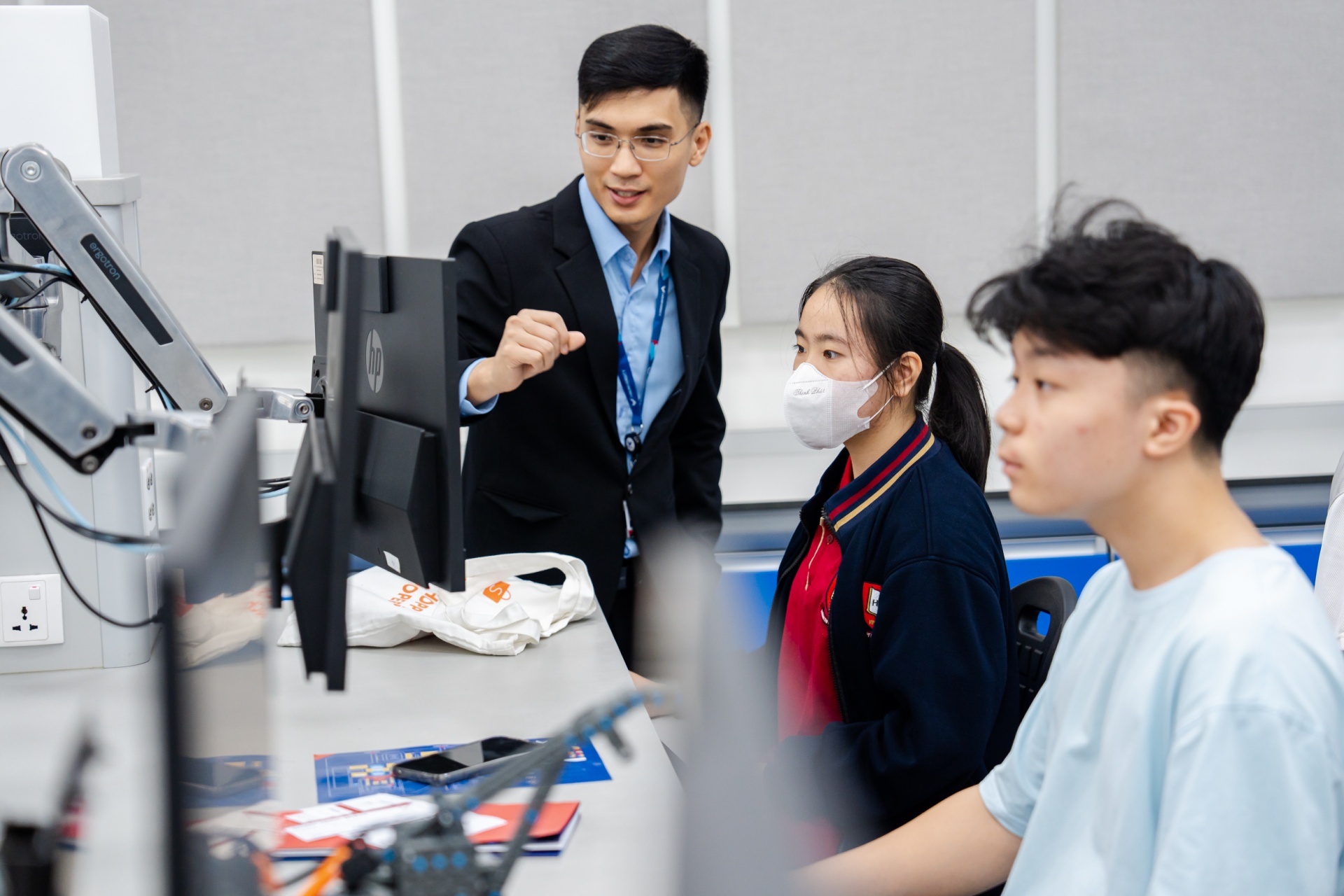 Trải nghiệm một ngày làm sinh viên VinUni tại Ngày hội Trải nghiệm Trải nghiệm một ngày làm sinh viên VinUni tại Ngày hội Trải nghiệm