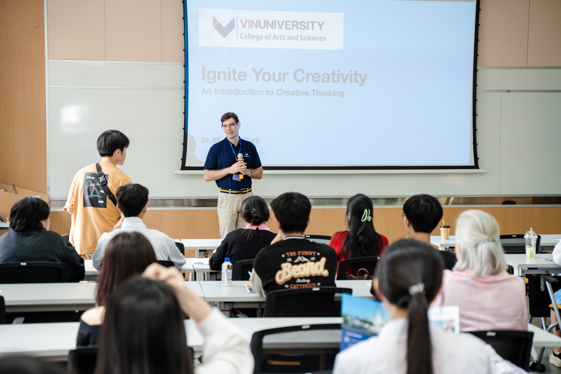 Trải nghiệm một ngày làm sinh viên VinUni tại Ngày hội Trải nghiệm Trải nghiệm một ngày làm sinh viên VinUni tại Ngày hội Trải nghiệm