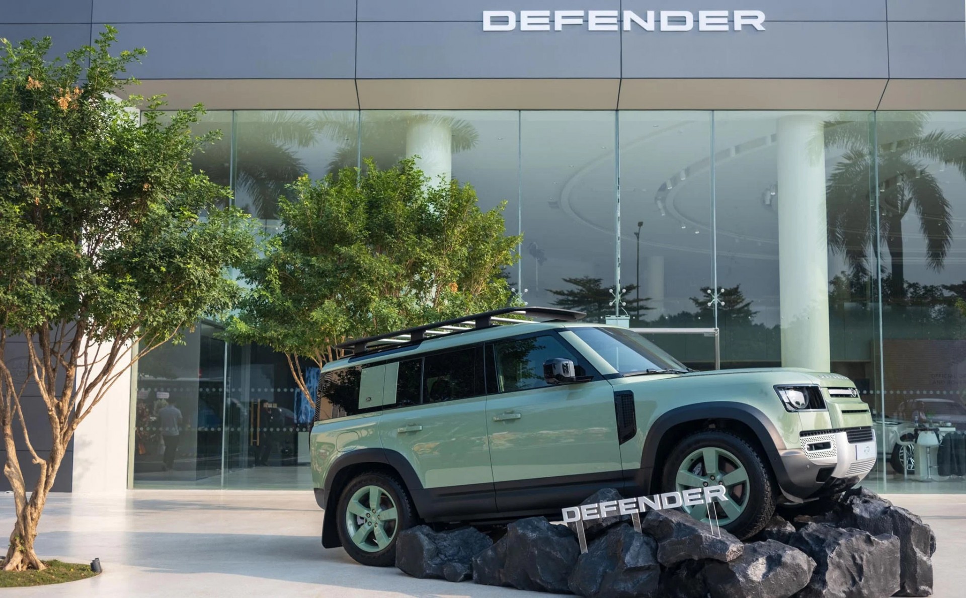 RA MẮT TRUNG TÂM TRƯNG BÀY THEO TIÊU CHUẨN MỚI CAO NHẤT