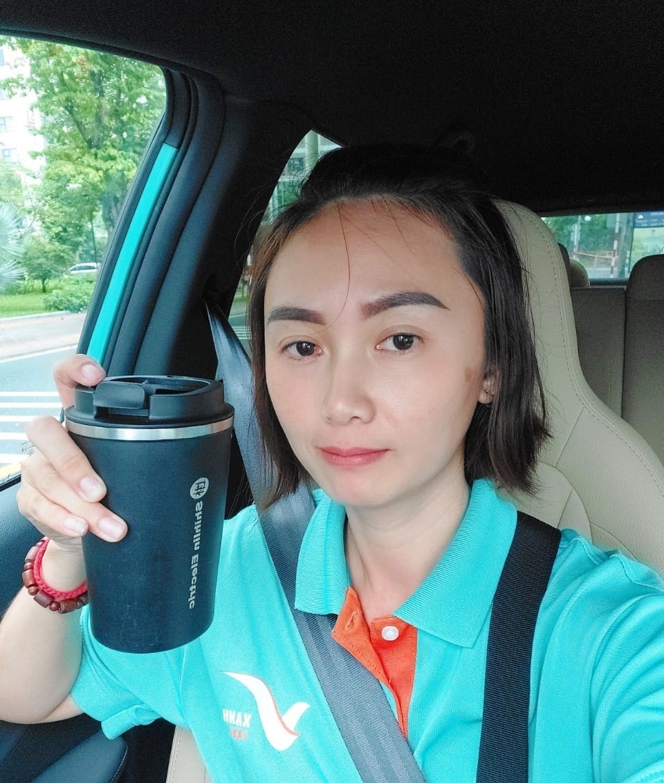 Nữ tài xế taxi điện SM Xanh: 'Đam mê cầm lái và di chuyển khiến mình chọn nghề này'