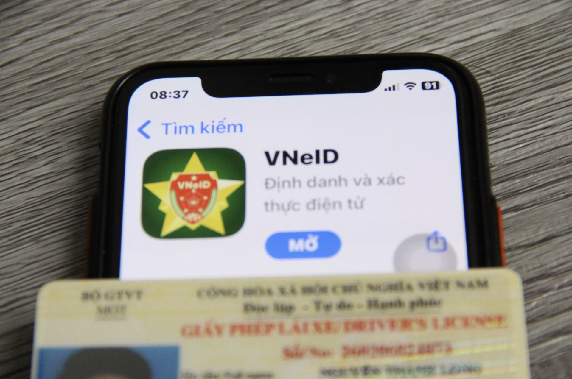 Có nên tích hợp giấy phép lái xe lên VNeID? Có nên tích hợp giấy phép lái xe lên VNeID?