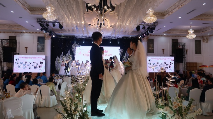 Hạnh phúc trọn vẹn trong đám cưới tập thể Hạnh phúc trọn vẹn trong đám cưới tập thể