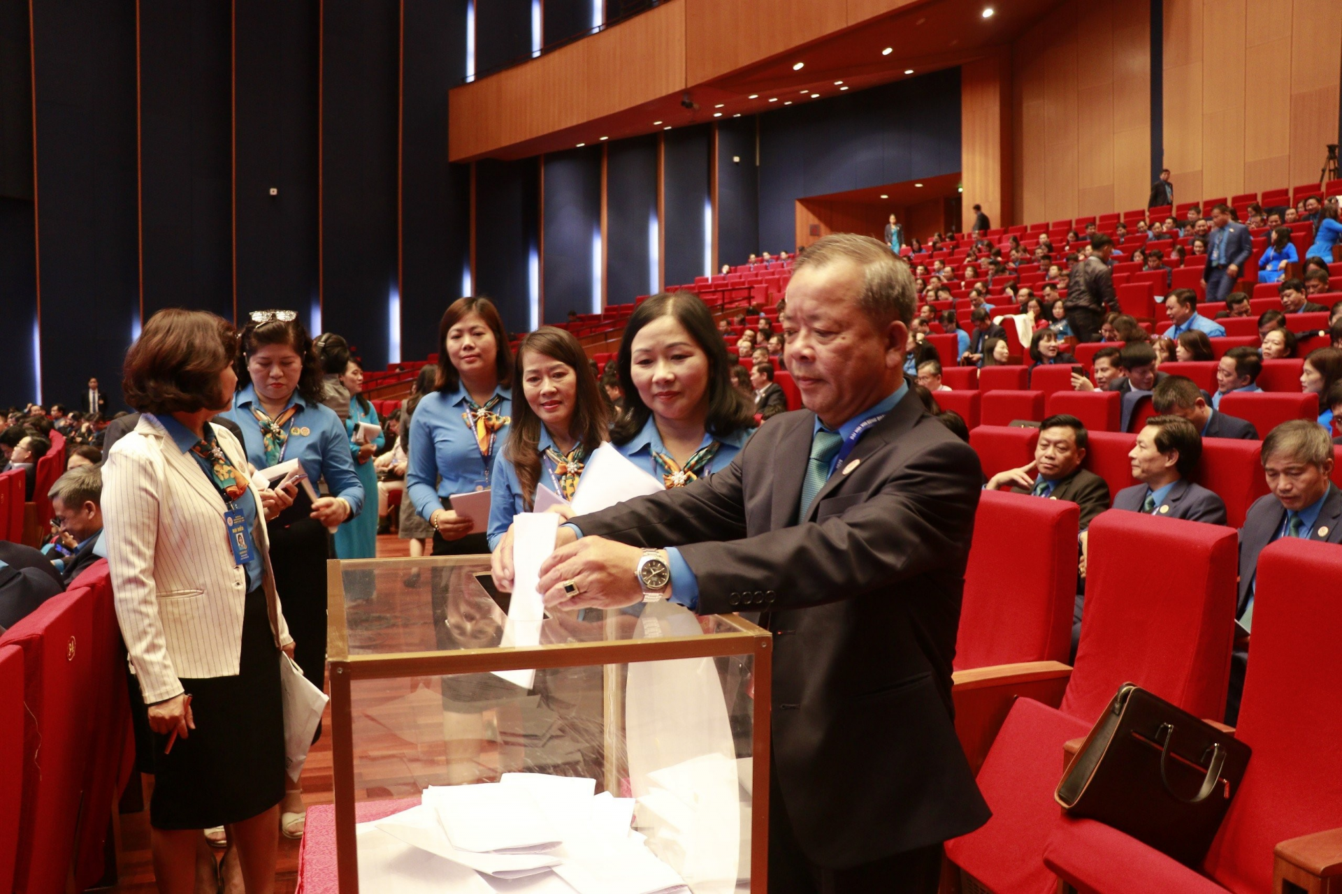 Phát huy trách nhiệm của đại biểu dự Đại hội XIII Công đoàn Việt Nam