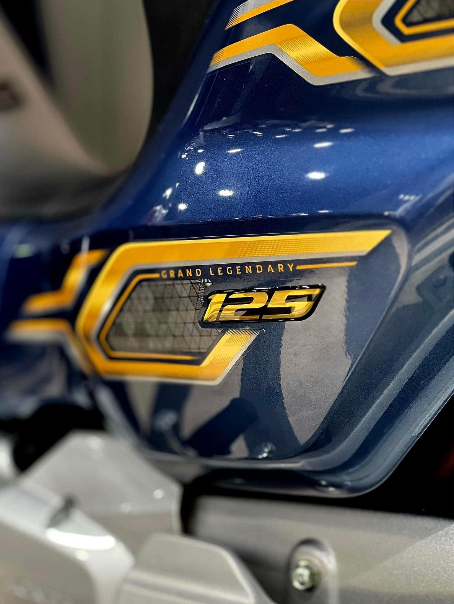 Honda Dream 2024 có giá tới hơn 140 triệu tại Việt Nam Honda Dream 2024 có giá tới hơn 140 triệu tại Việt Nam