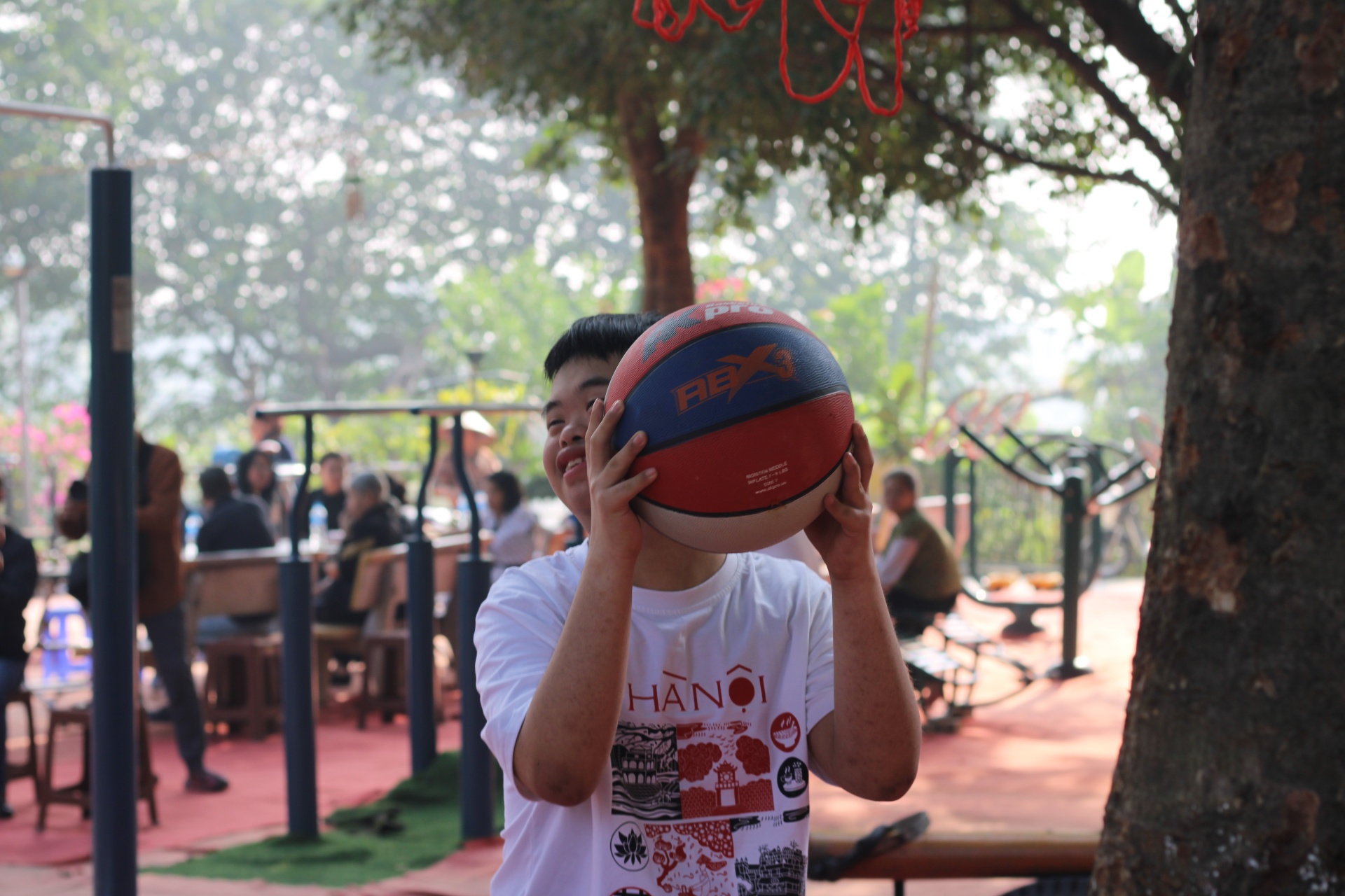 Giúp người khuyết tật hưởng lợi từ các không gian công cộng xanh - sạch - đẹp Giúp người khuyết tật hưởng lợi từ các không gian công cộng xanh - sạch - đẹp