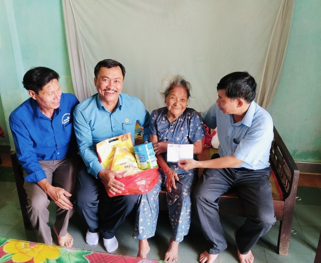 Công đoàn Công ty CP Đường sắt Quảng Nam – Đà Nẵng: Điểm tựa của người lao động Công đoàn Công ty CP Đường sắt Quảng Nam – Đà Nẵng: Điểm tựa của người lao động