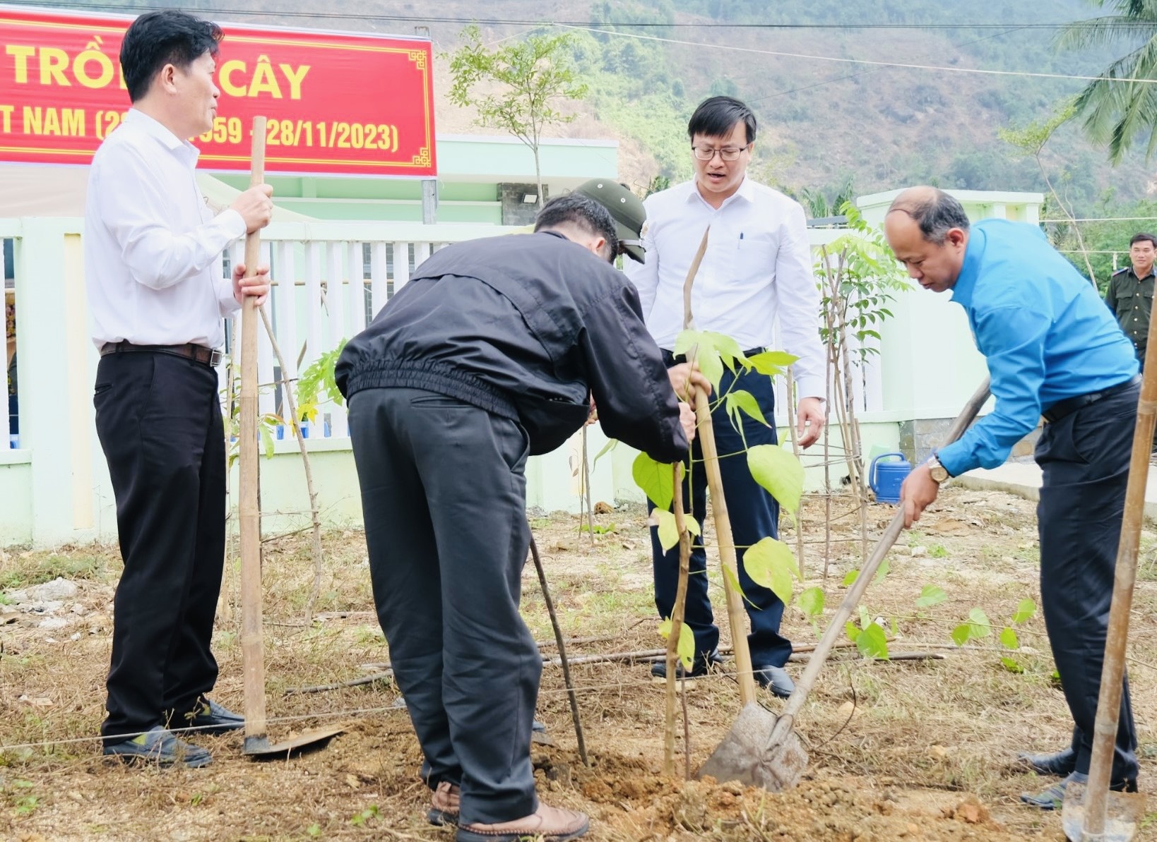 Doanh nghiệp tuột mất đơn hàng vì tiêu chuẩn môi trường lao động xanh Doanh nghiệp tuột mất đơn hàng vì tiêu chuẩn môi trường lao động xanh