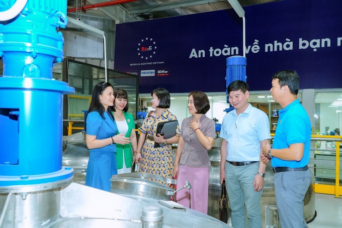 Giữ chân người lao động bằng những chế độ phúc lợi hấp dẫn Giữ chân người lao động bằng những chế độ phúc lợi hấp dẫn