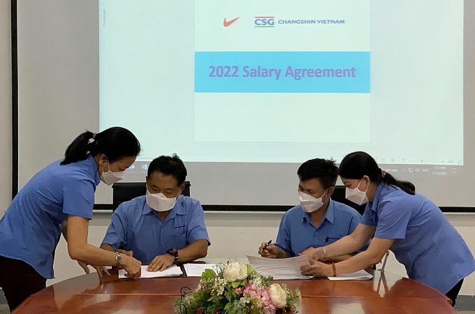 Nỗ lực thương lượng thưởng Tết cho người lao động