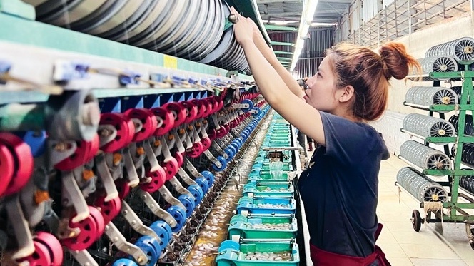 Vượt khó khăn trở thành điểm tựa tin cậy của người lao động