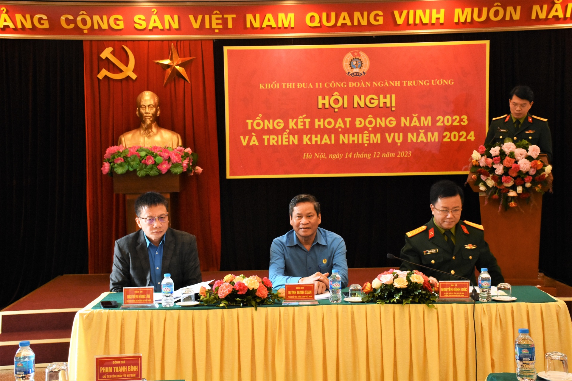 Nhanh chóng thực hiện Nghị quyết Đại hội XIII Công đoàn Việt Nam Nhanh chóng thực hiện Nghị quyết Đại hội XIII Công đoàn Việt Nam