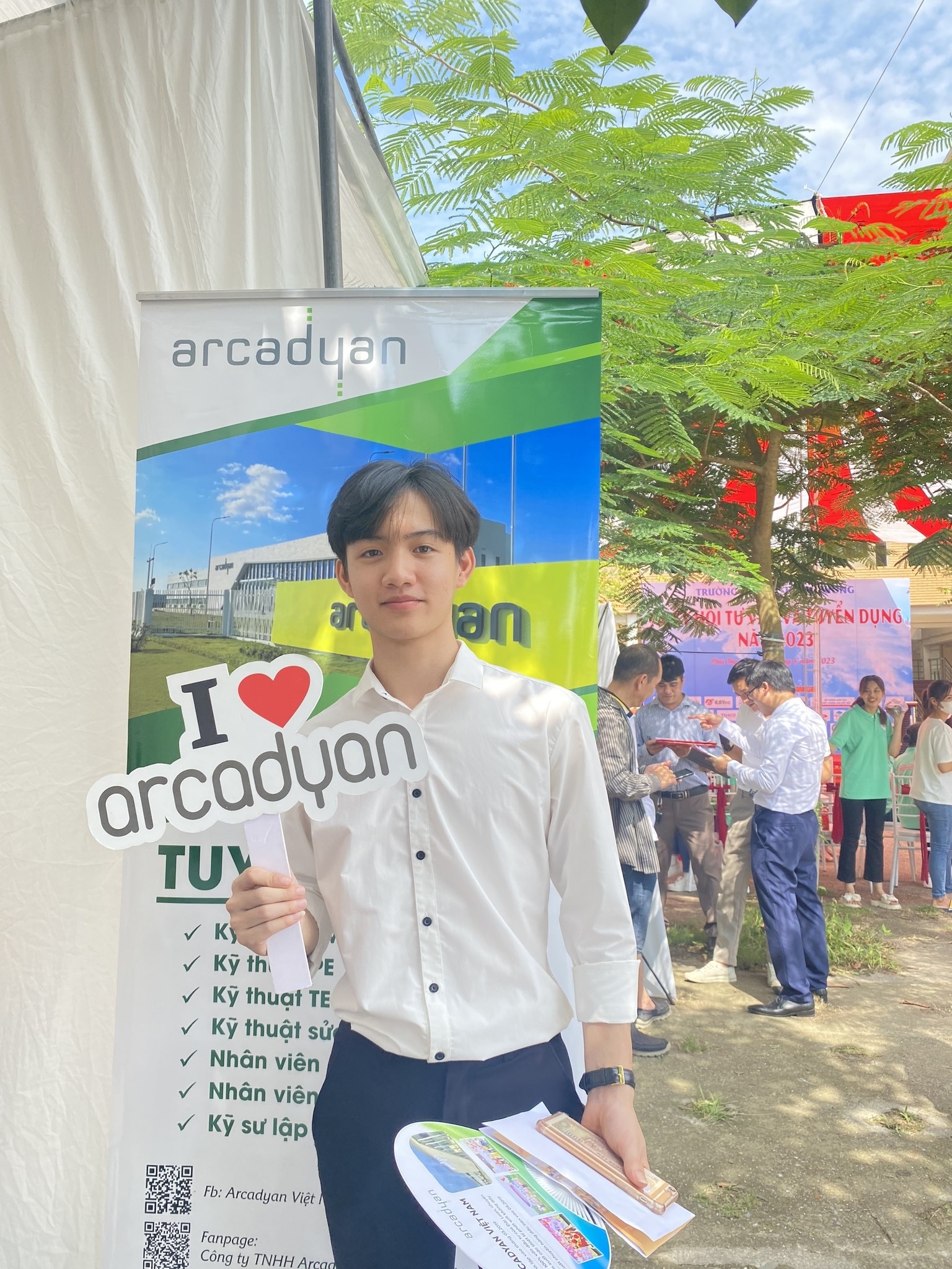 Công ty TNHH Arcadyan Technology Việt Nam tuyển 300 công nhân Công ty TNHH Arcadyan Technology Việt Nam tuyển 300 công nhân