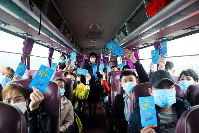 Ấm tình công đoàn trên hành trình Tết 2024