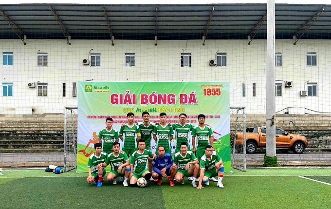 Niềm vui lần thứ 3 nhận giải thưởng Vô lăng vàng Niềm vui lần thứ 3 nhận giải thưởng Vô lăng vàng