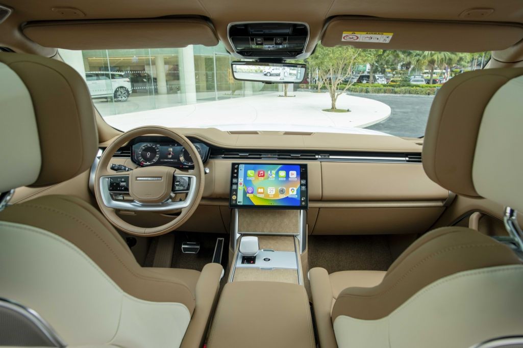 Range Rover SV ra mắt, lựa chọn mới cho giới siêu giàu tại Việt Nam Range Rover SV ra mắt, lựa chọn mới cho giới siêu giàu tại Việt Nam