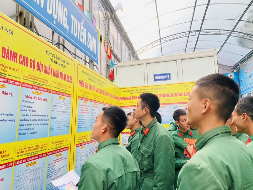 Hàng ngàn vị trí việc làm dành cho bộ đội xuất ngũ trước Tết 2024 Hàng ngàn vị trí việc làm dành cho bộ đội xuất ngũ trước Tết 2024