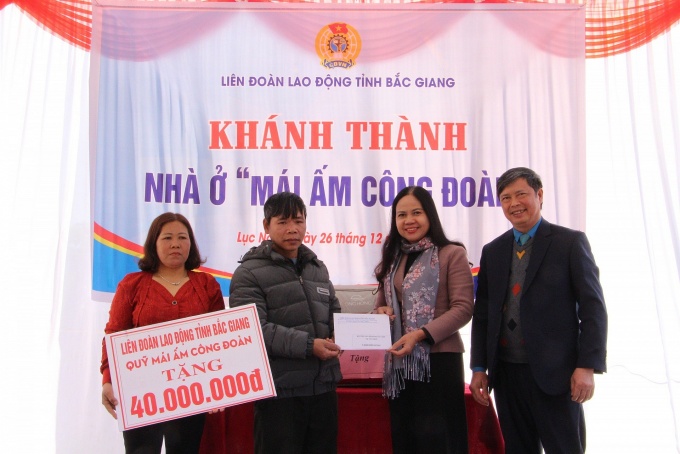 Hạnh phúc khi đón Tết trong căn nhà mới Hạnh phúc khi đón Tết trong căn nhà mới