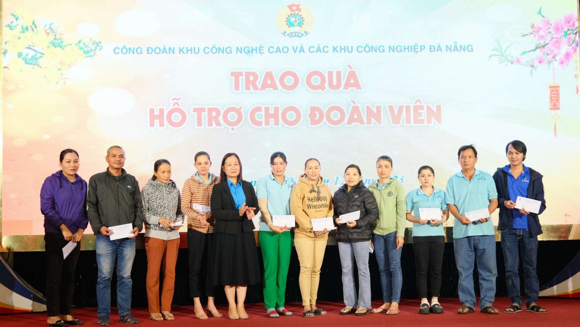 Gần 24.000 đoàn viên, người lao động được chăm lo tại các KCN Đà Nẵng Gần 24.000 đoàn viên, người lao động được chăm lo tại các KCN Đà Nẵng